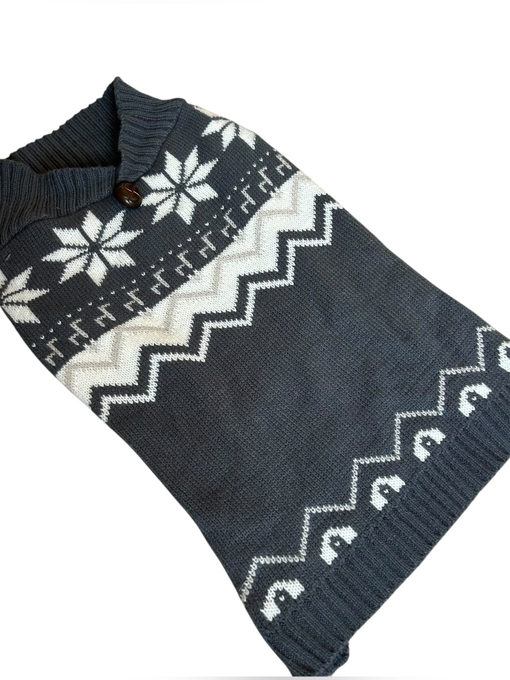 NEW Gray & White Snowflake Winter Snow Design Dog Sweater Vest Coat Medium Size!